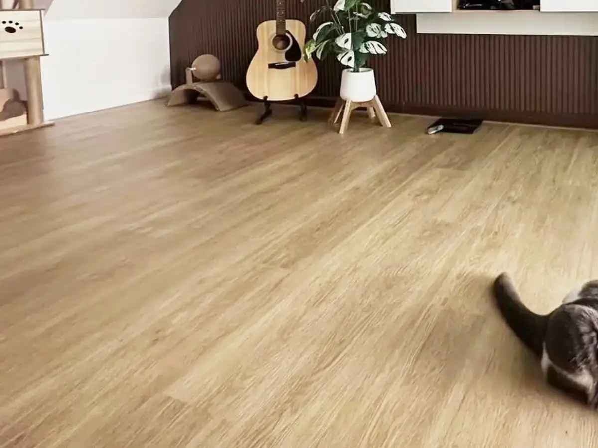 Enoch YN801 Ivory Oak SPC flooring installed in a customer home
